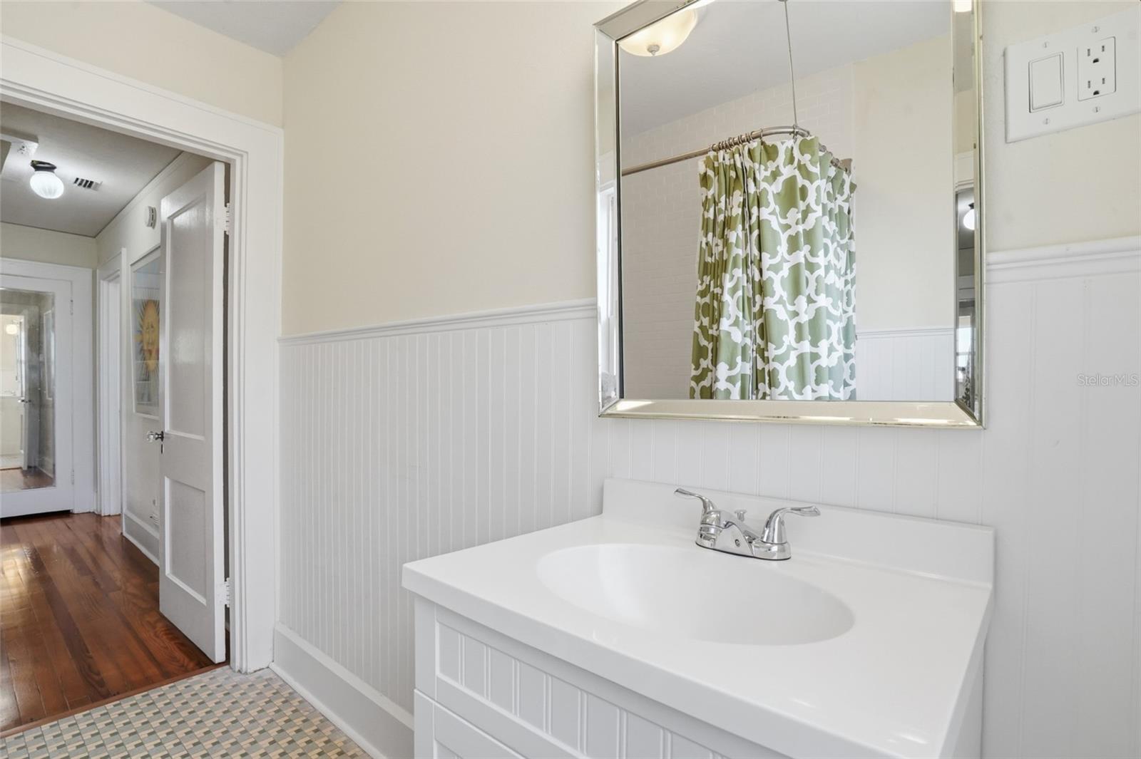 SNELLS C PERRY NORTH SHORE ADD REP - Residential