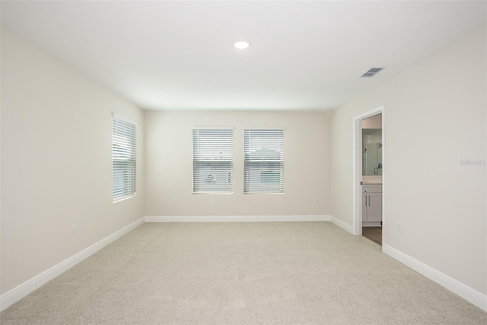 PASADENA WOODS - Residential