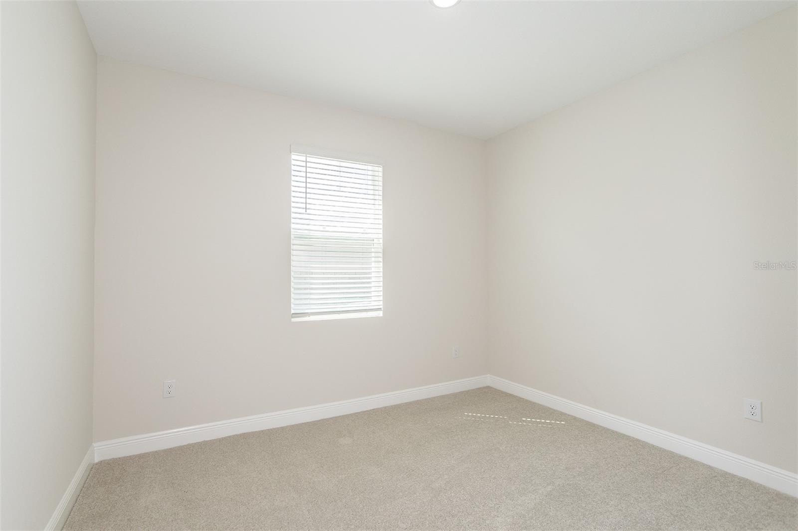PASADENA WOODS - Residential