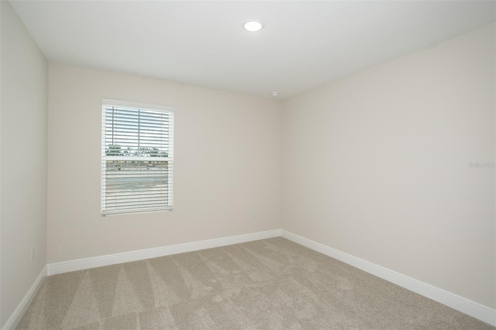 PASADENA WOODS - Residential
