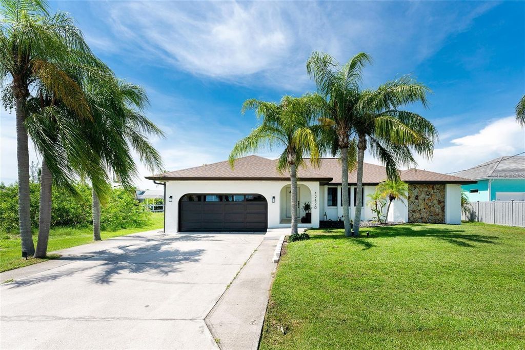 Photo of 12420 Minot Avenue, Port Charlotte, FL 33981 (MLS # C7508635)