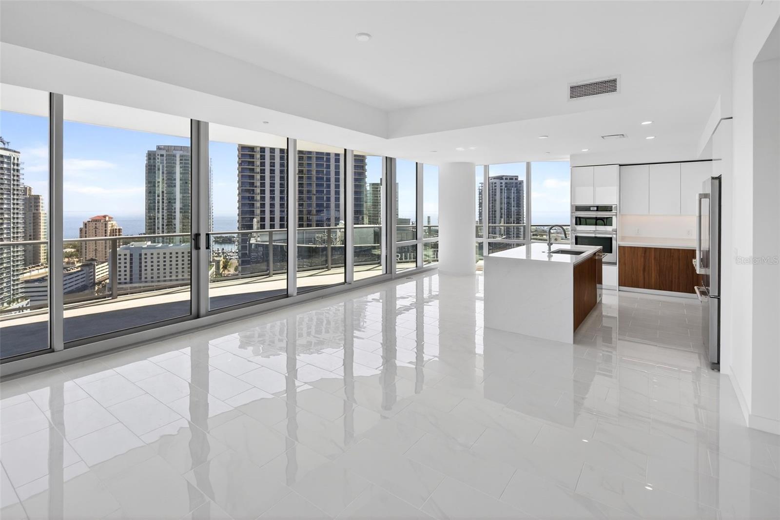 400 CENTRAL - Residential