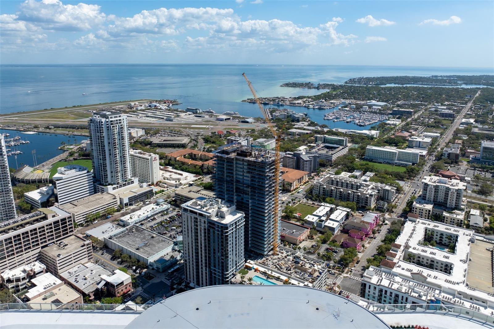 400 CENTRAL - Residential