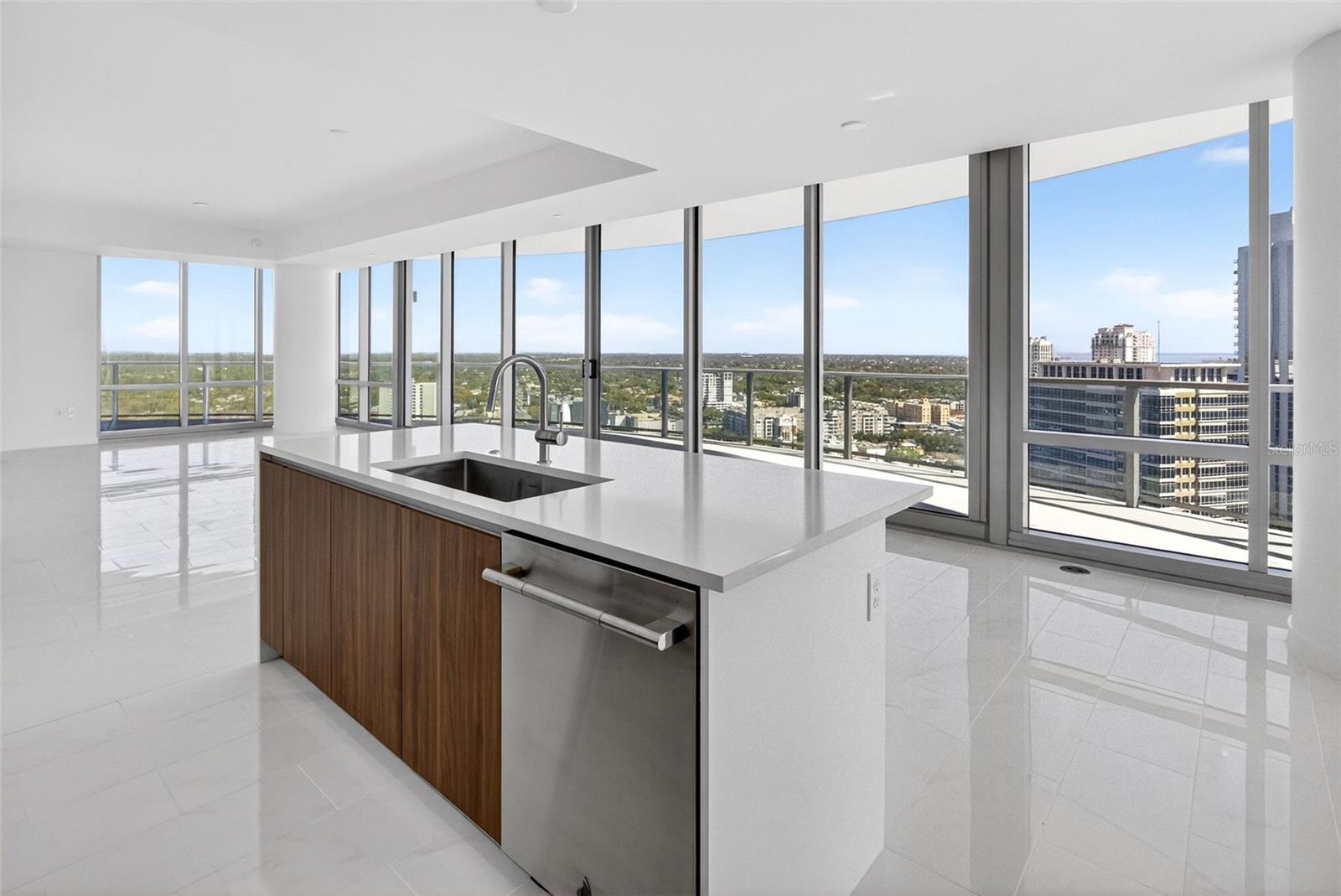 400 CENTRAL - Residential