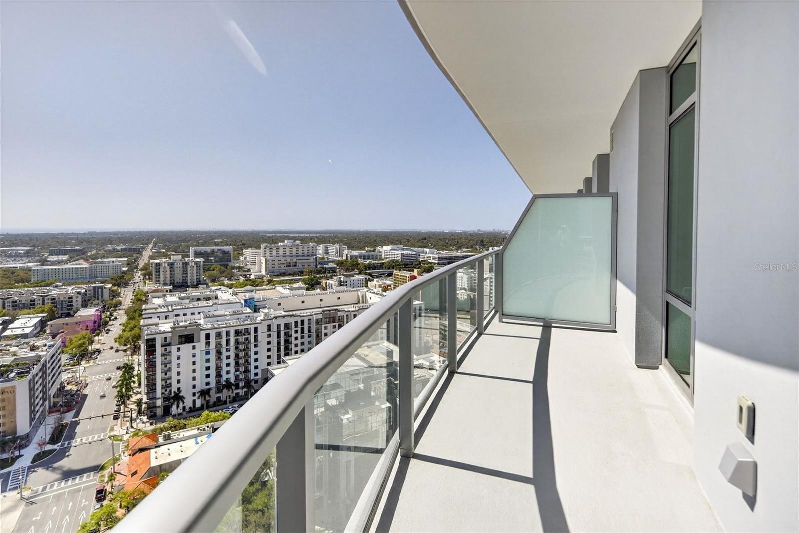 400 CENTRAL - Residential