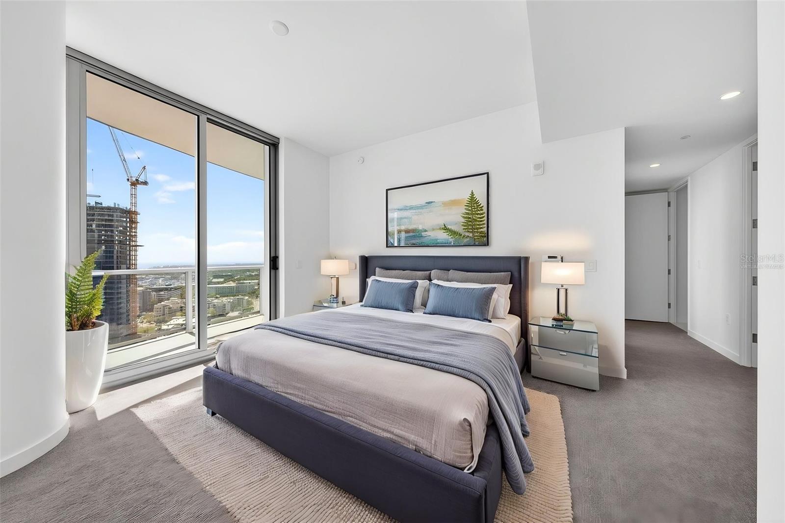 400 CENTRAL - Residential