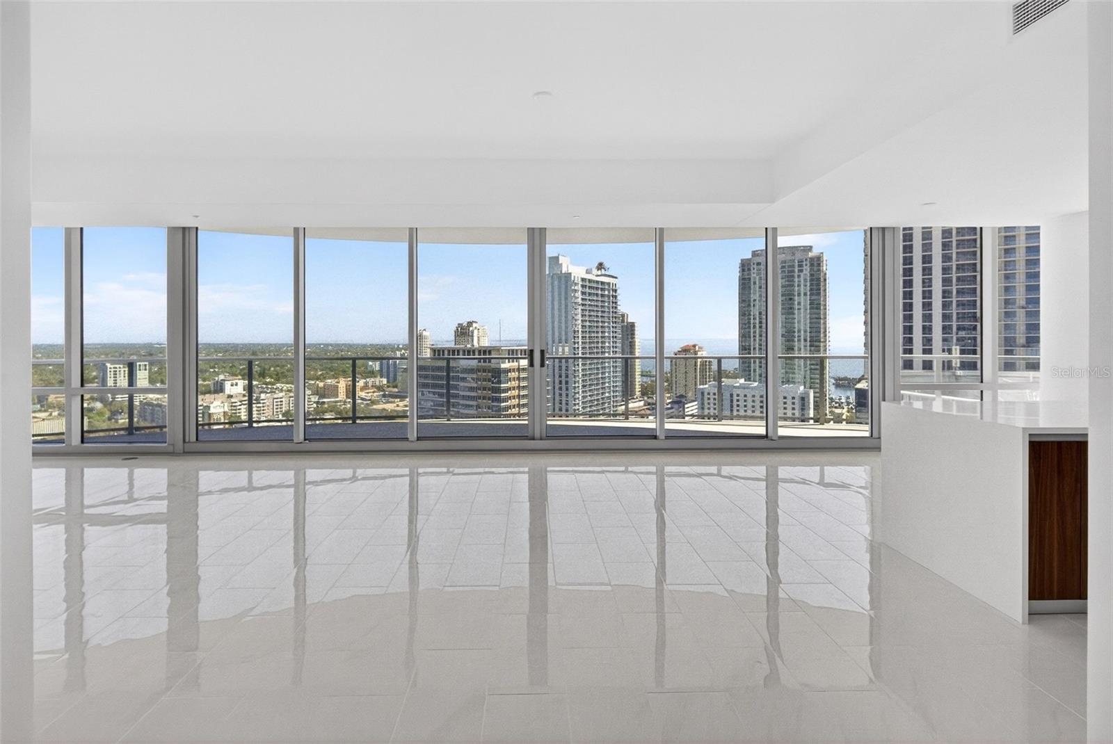 400 CENTRAL - Residential