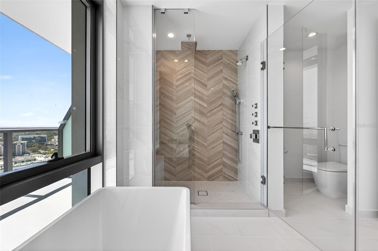 400 CENTRAL - Residential