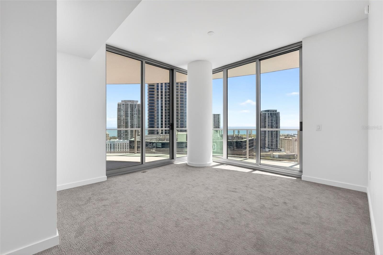 400 CENTRAL - Residential