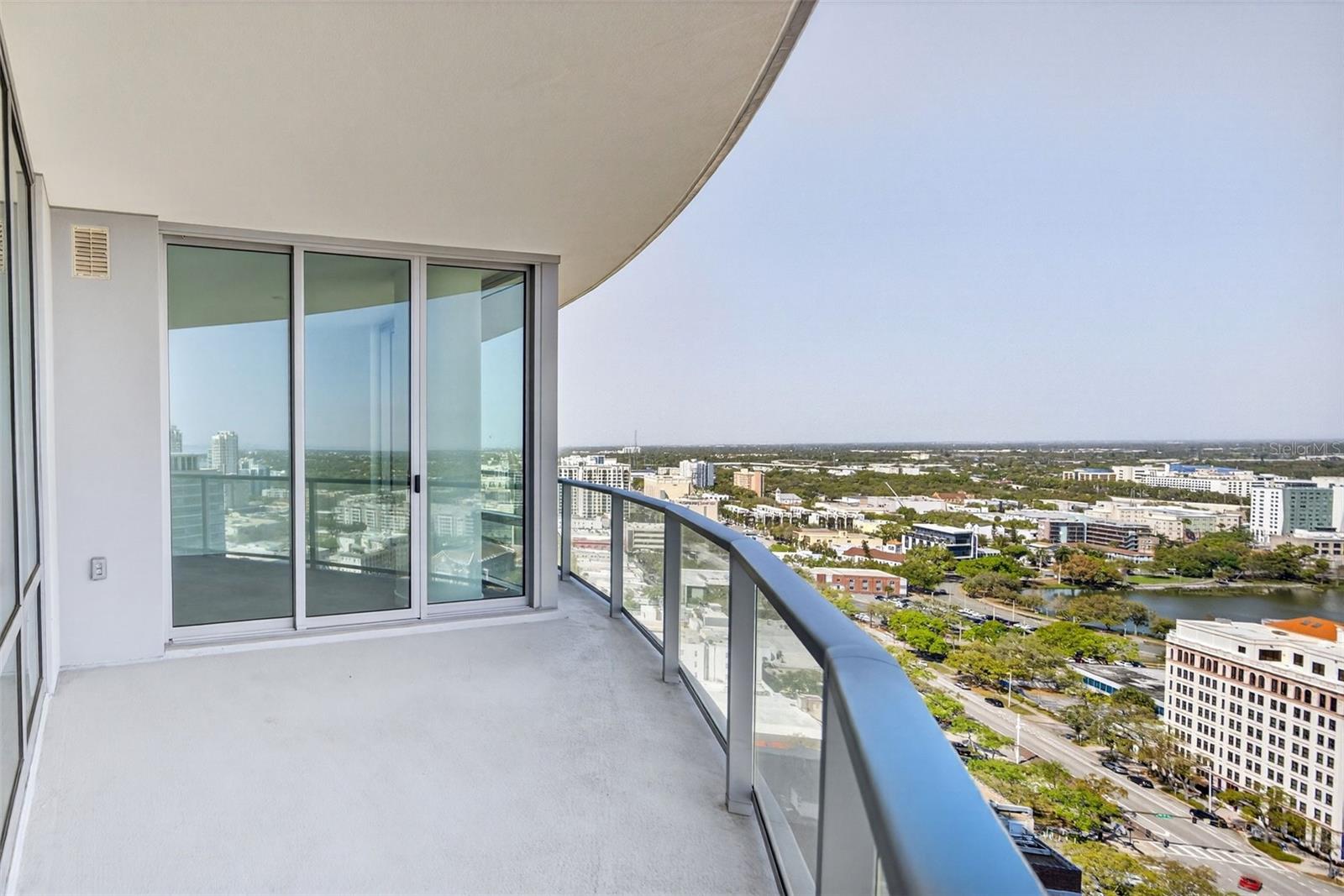 400 CENTRAL - Residential