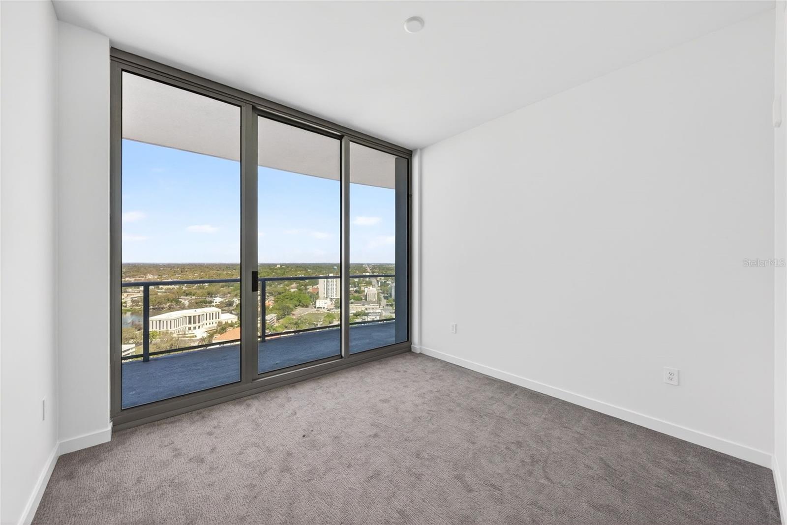 400 CENTRAL - Residential