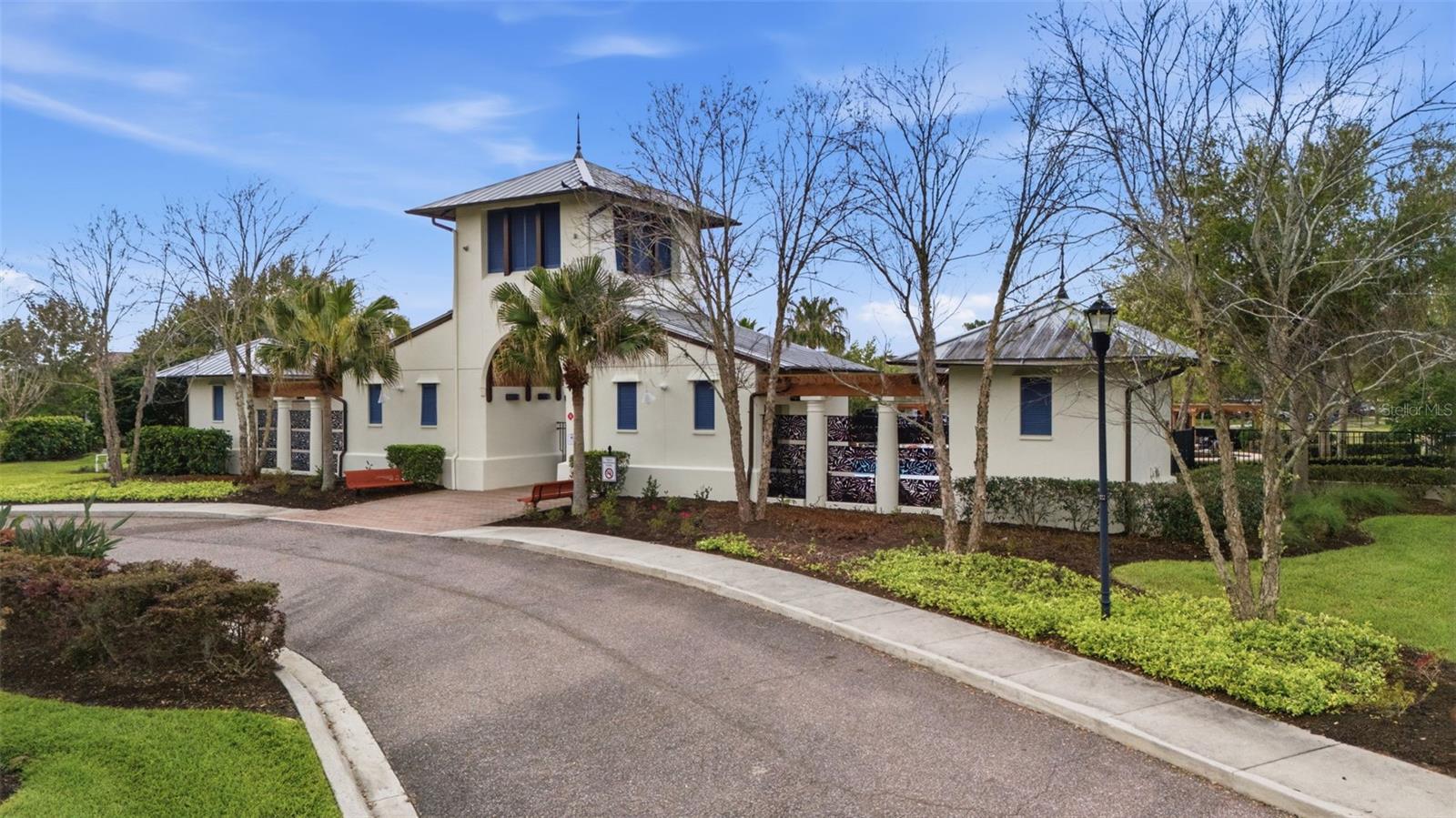 FISHHAWK RANCH WEST TWNHMS - Residential