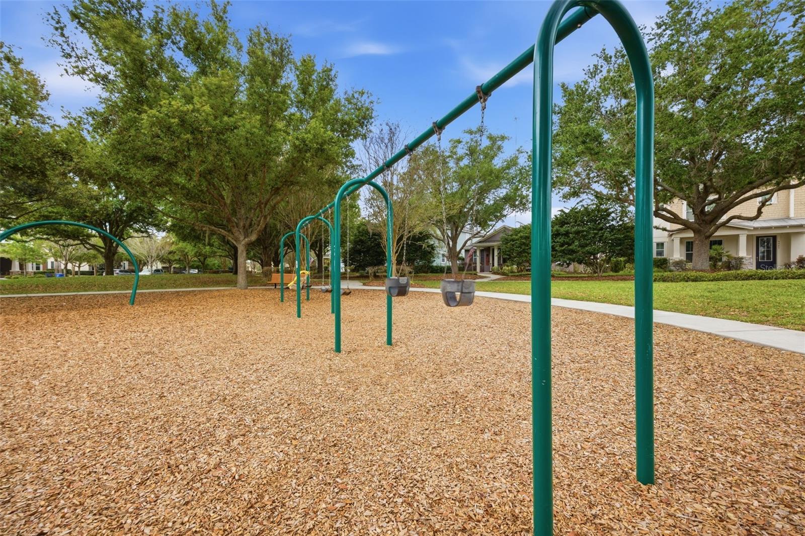 FISHHAWK RANCH WEST TWNHMS - Residential