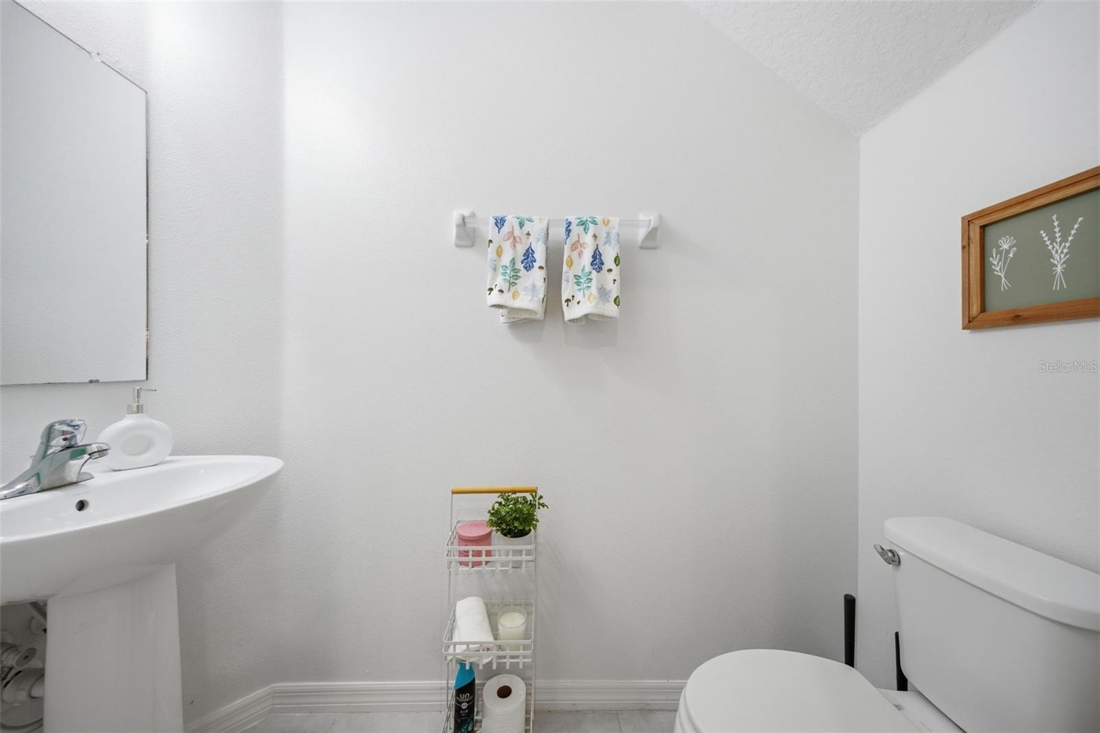 FISHHAWK RANCH WEST TWNHMS - Residential