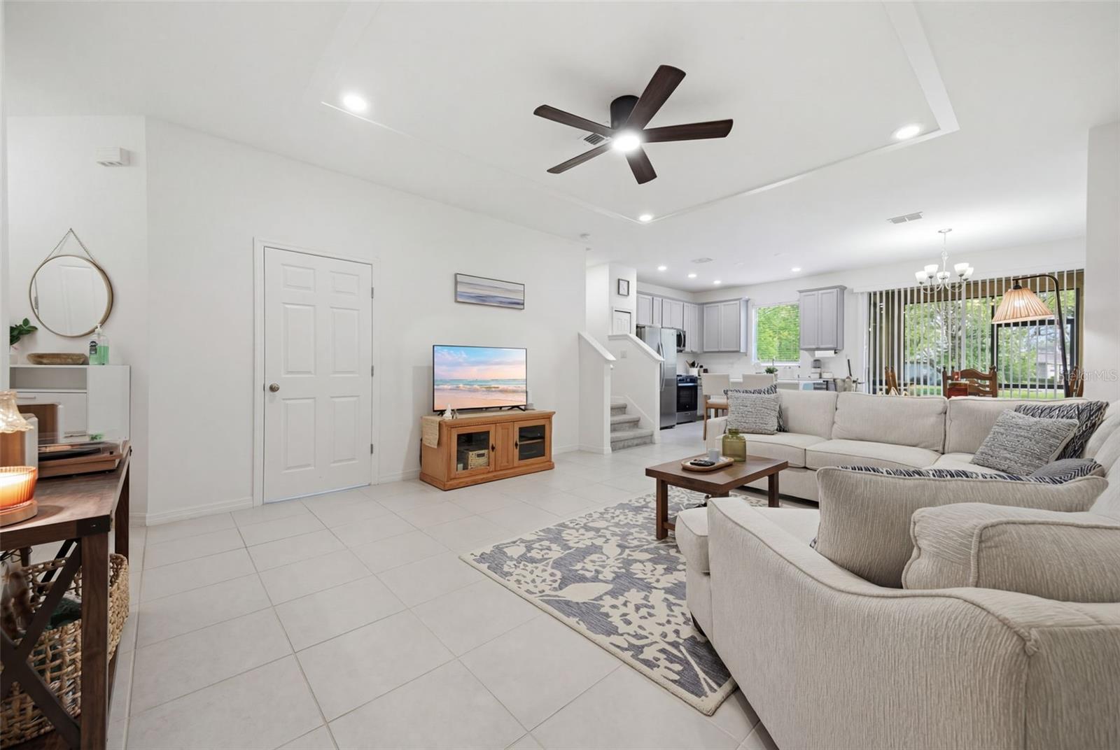 FISHHAWK RANCH WEST TWNHMS - Residential