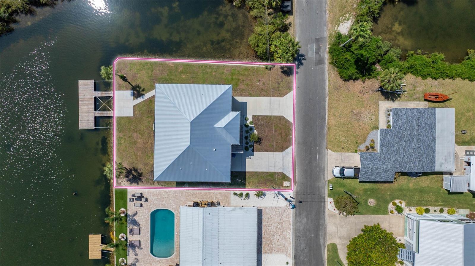 3174 SANIBEL DRIVE