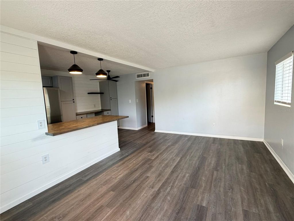 Photo of 320 Lakeview Street #220, Orlando, FL 32804 (MLS # O6372033)