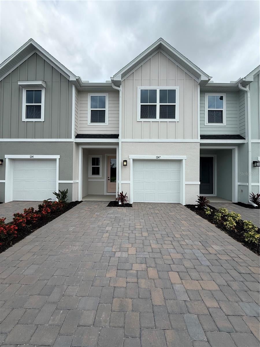 Photo of 1247 Pineywood Field Drive, Davenport, FL 33837 (MLS # W7885332)