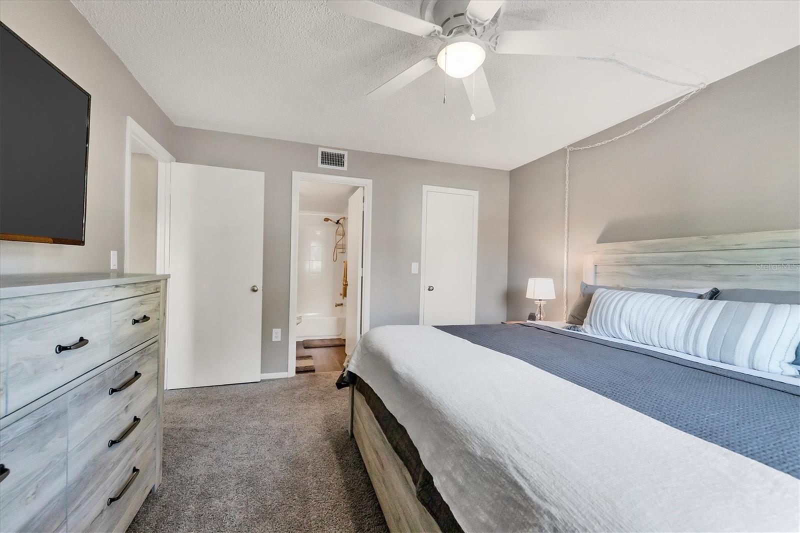 VILLAGE BROOKE SEC 2 - Residential Lease