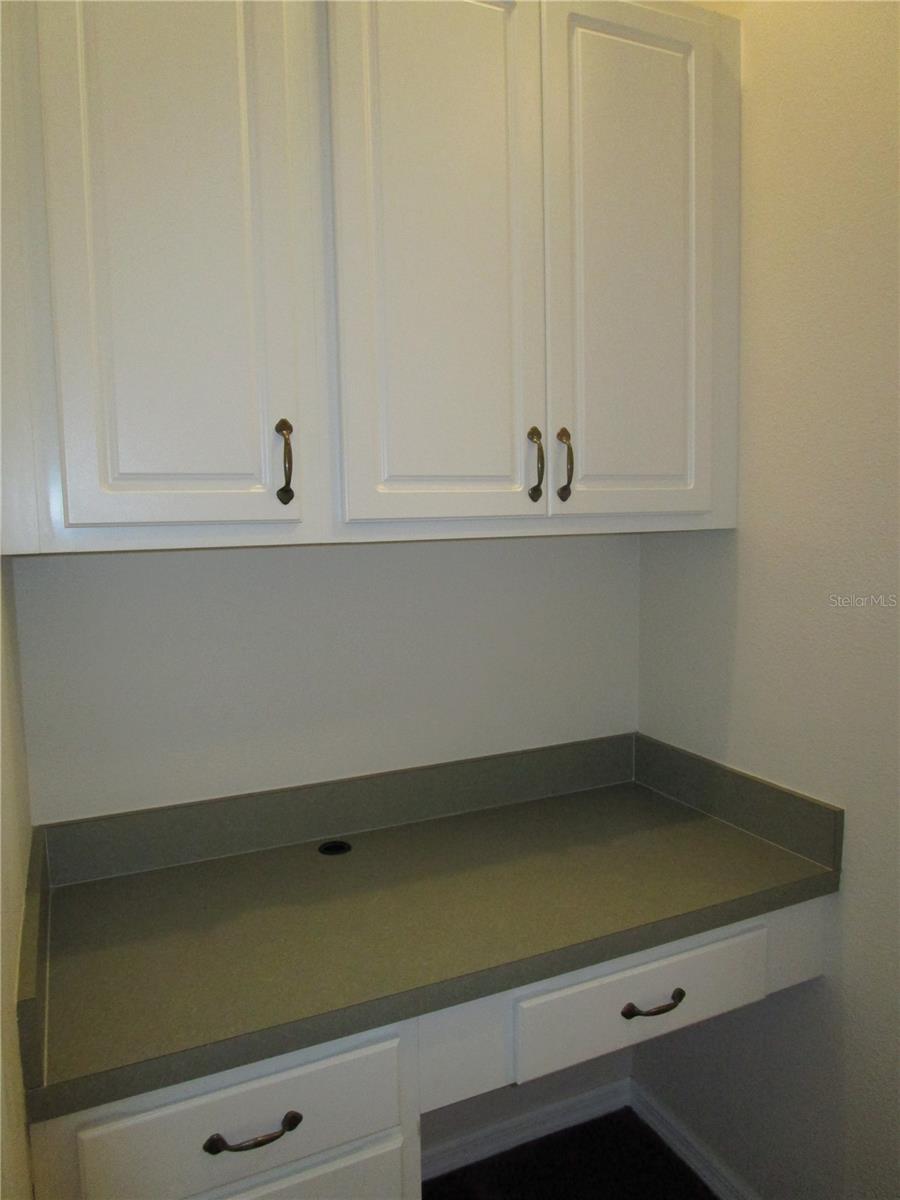 FISHHAWK RANCH TOWNHOMES - Residential Lease