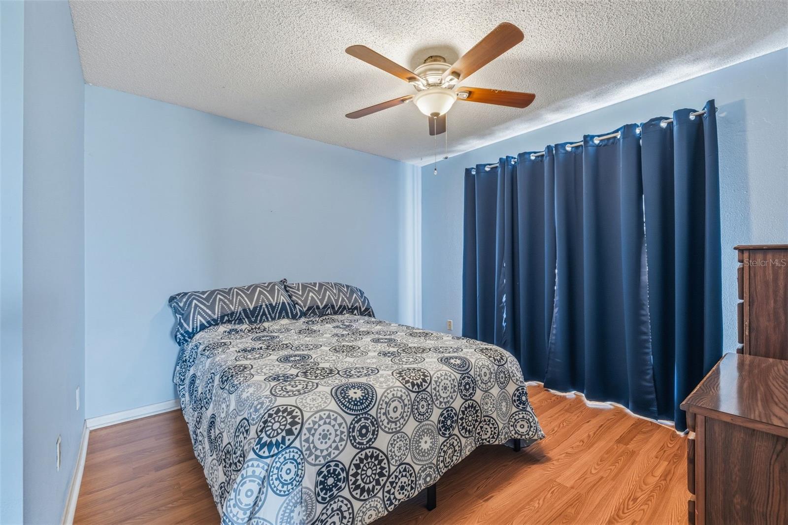 HUNTERS LAKE - Residential