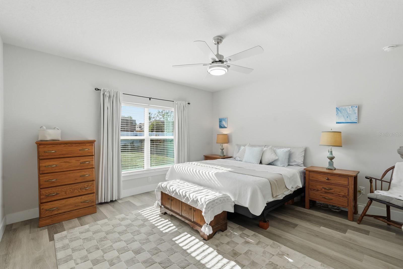 CYPRESS KNOLL - Residential