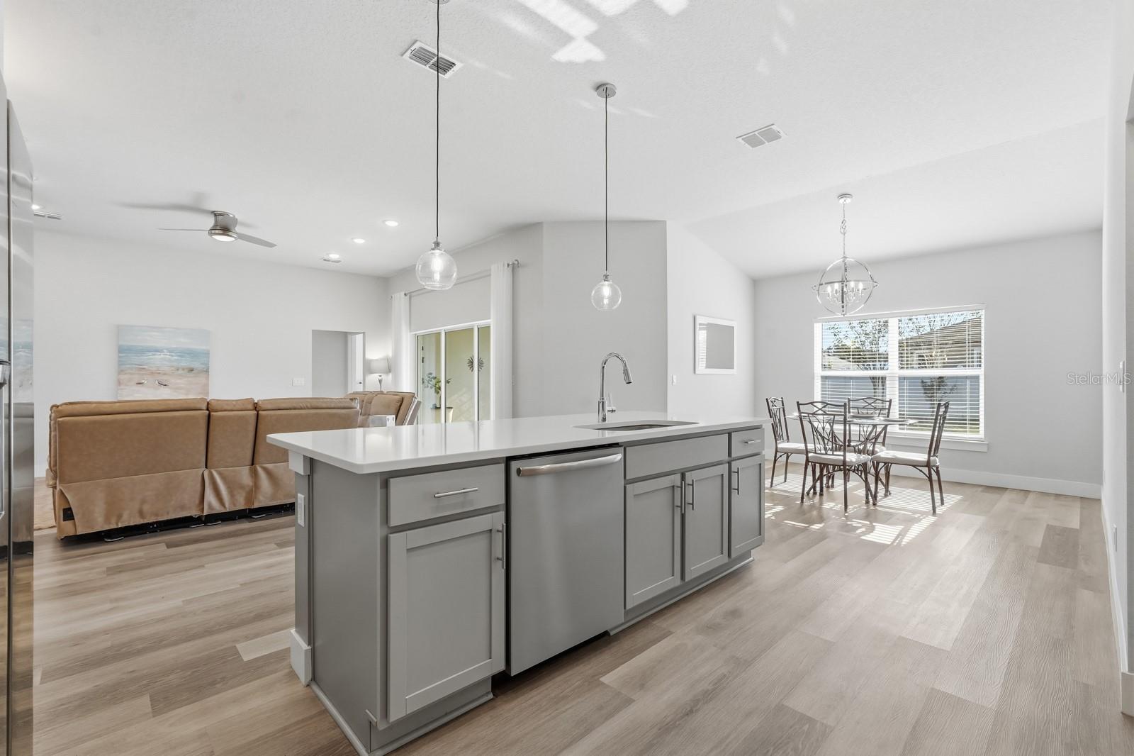 CYPRESS KNOLL - Residential