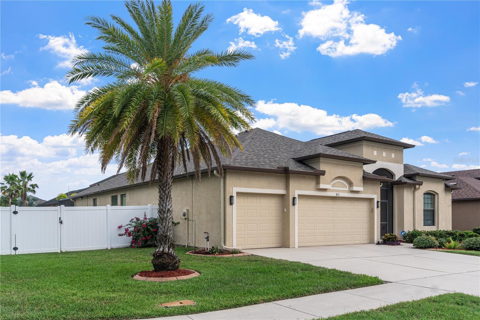 8511 WHITE POPLAR DRIVE