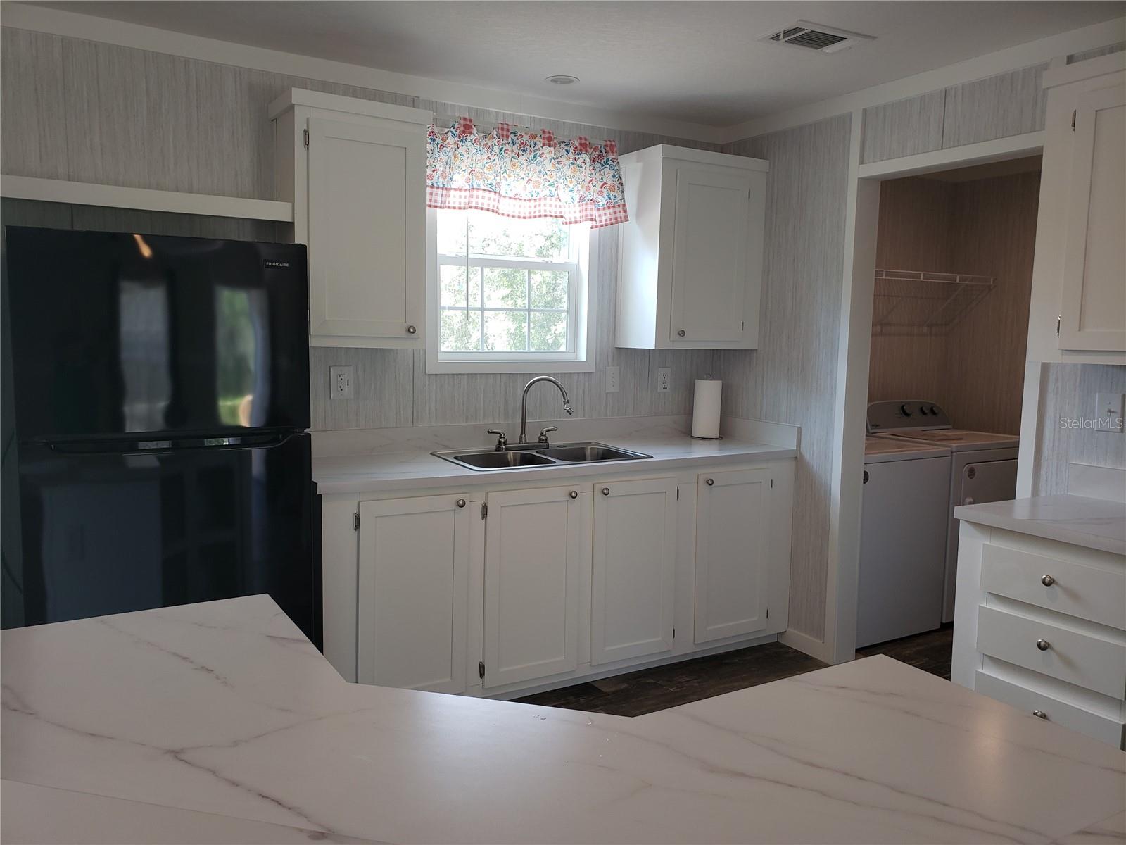 WILLISTON HIGHLANDS UNIT 14 (414 - Residential