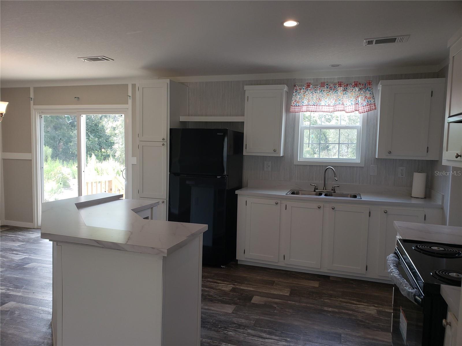 WILLISTON HIGHLANDS UNIT 14 (414 - Residential