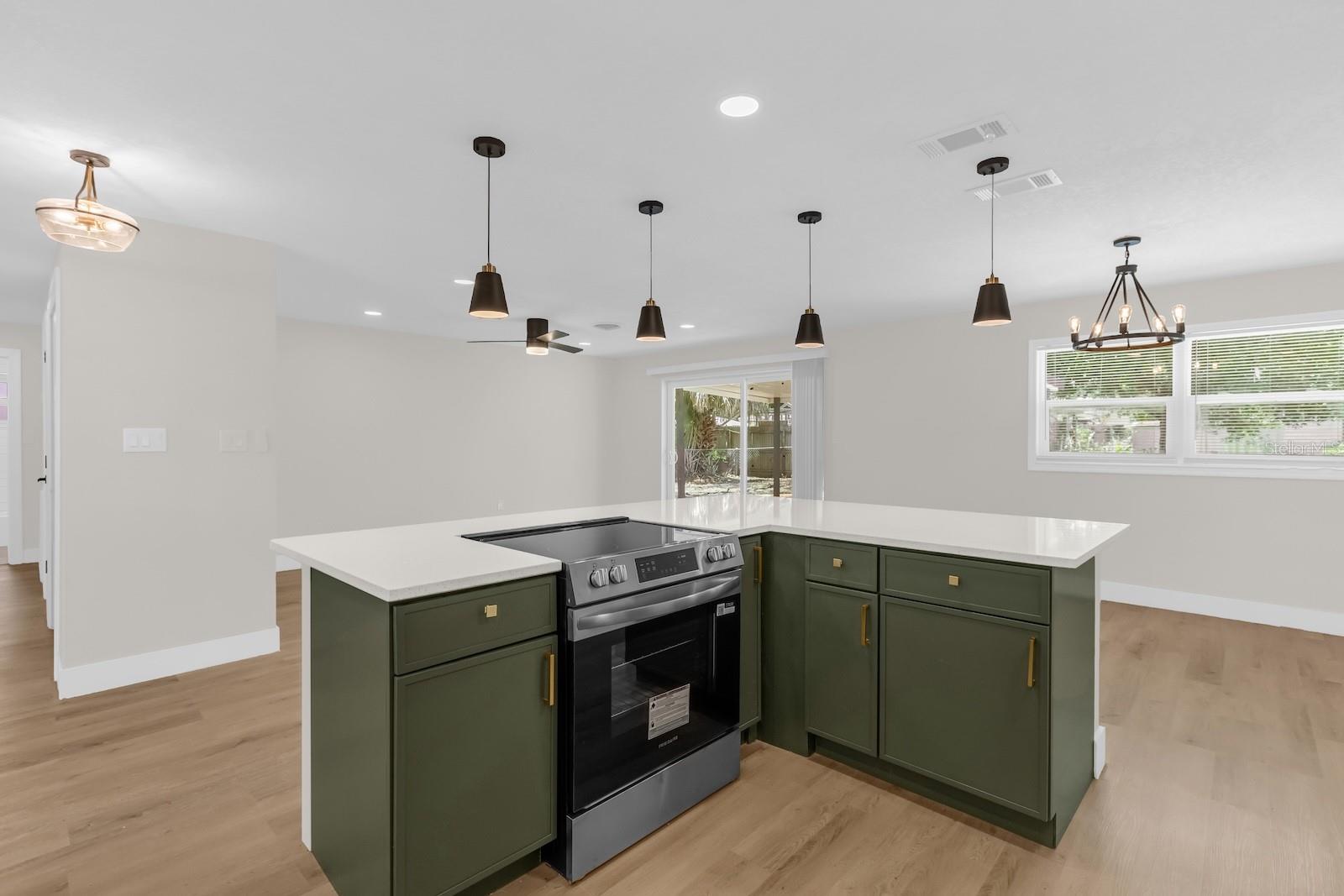 1010 LINTON AVENUE