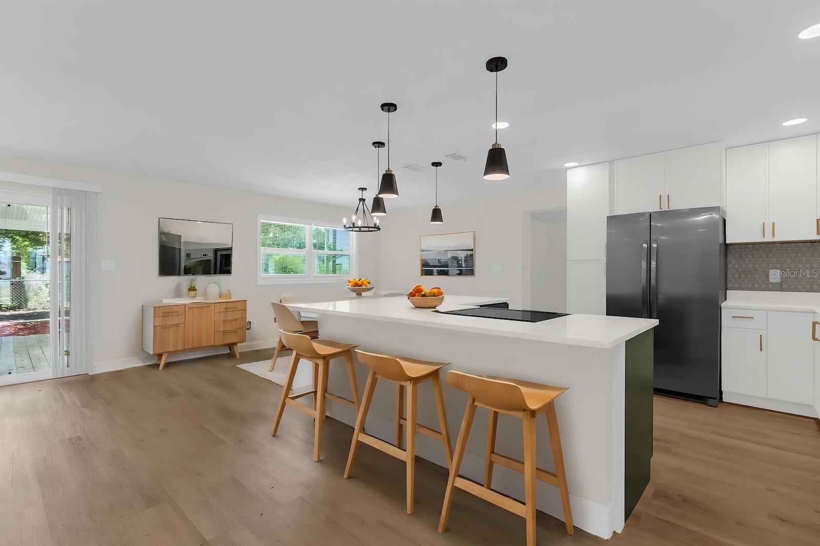 1010 LINTON AVENUE
