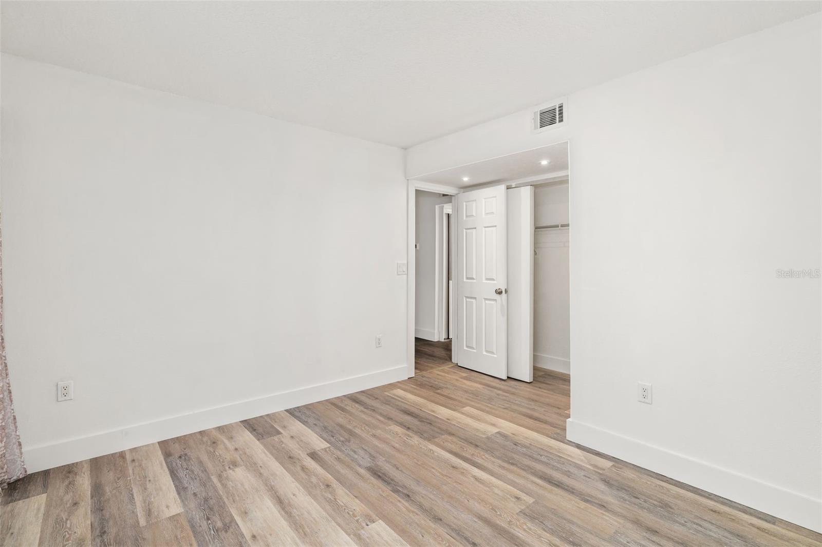 CORDOVA GARDENS II - Residential