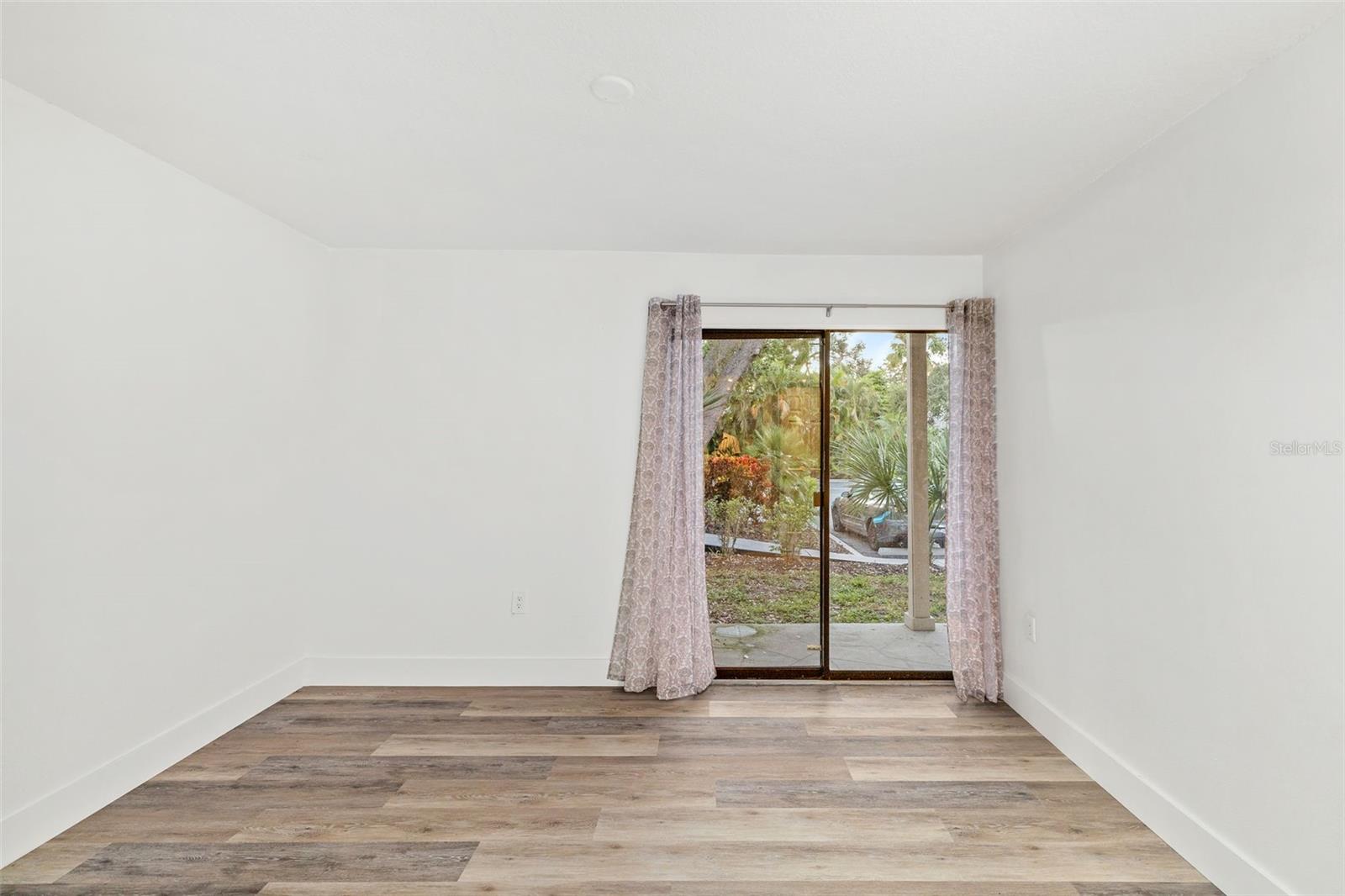 CORDOVA GARDENS II - Residential