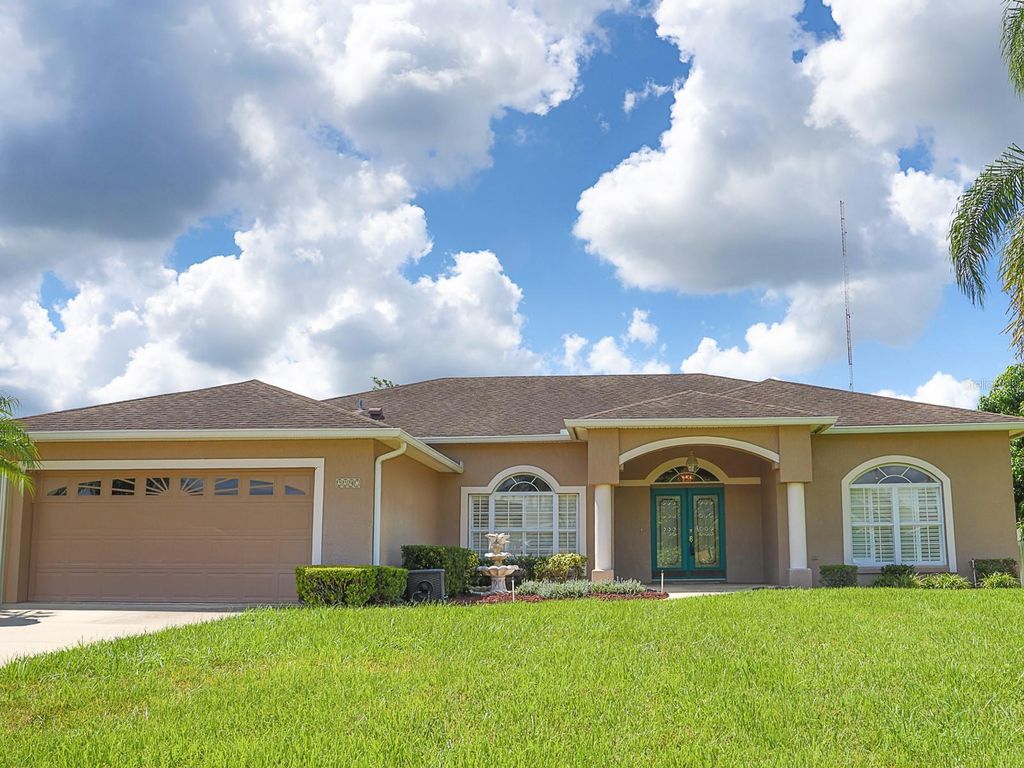 Photo of 2297 Couples Drive, Lakeland, FL 33813 (MLS # L4955296)