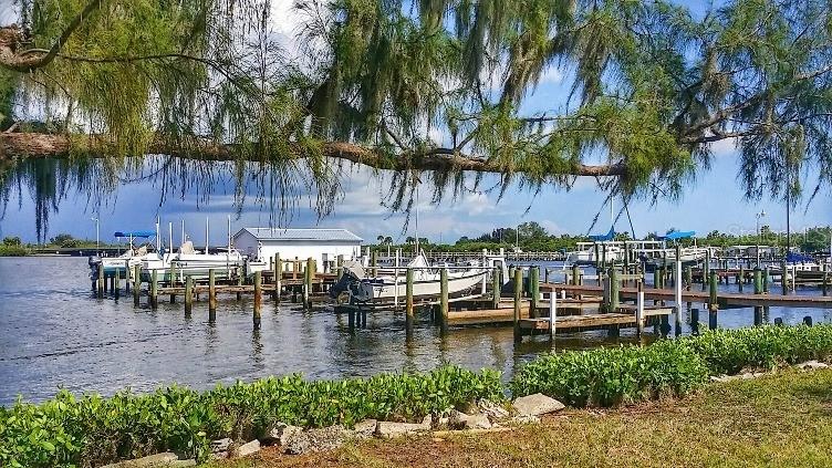 BRADEN CASTLE PARK - Residential