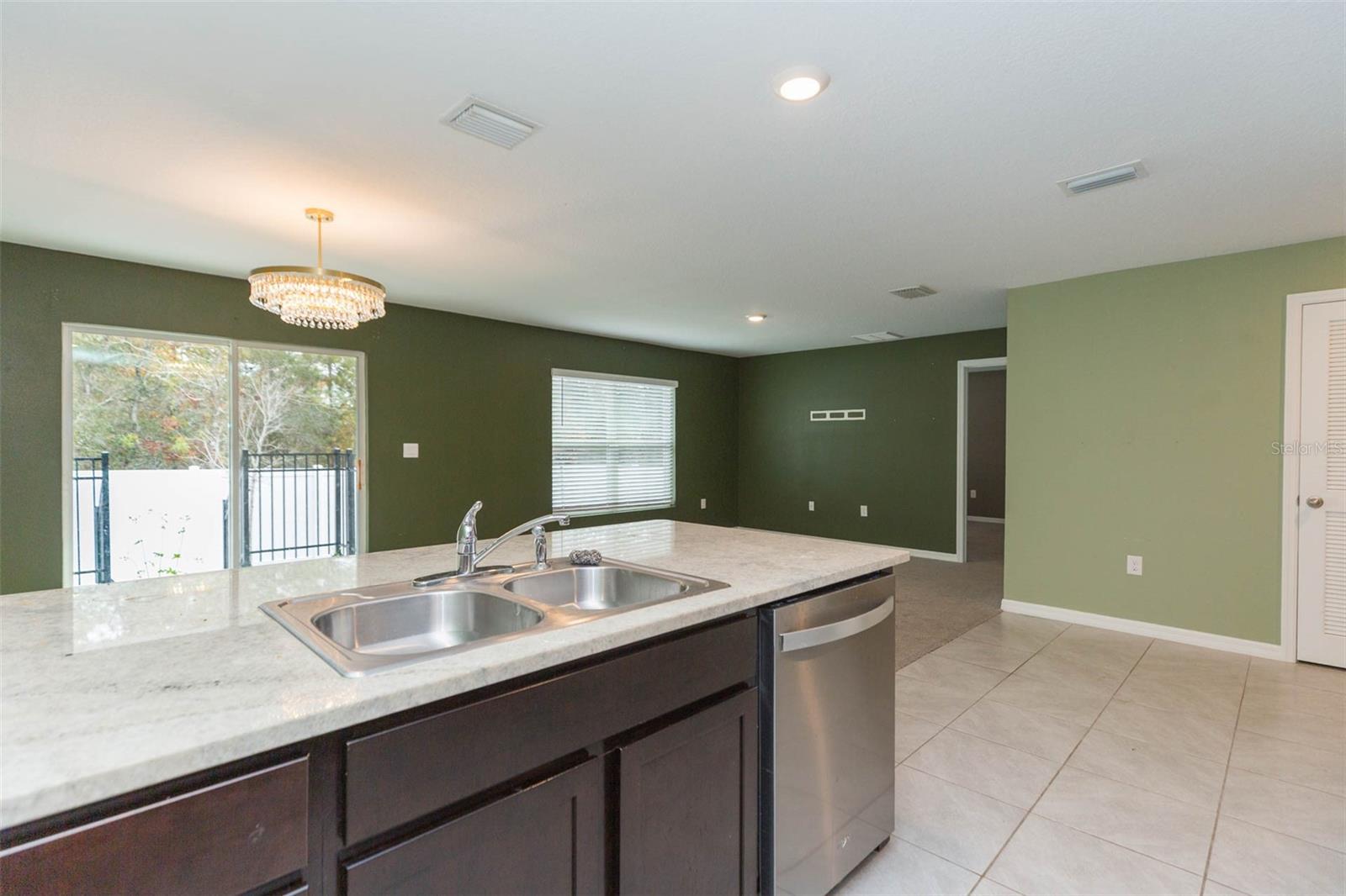 SPRING HILL - Residential Lease