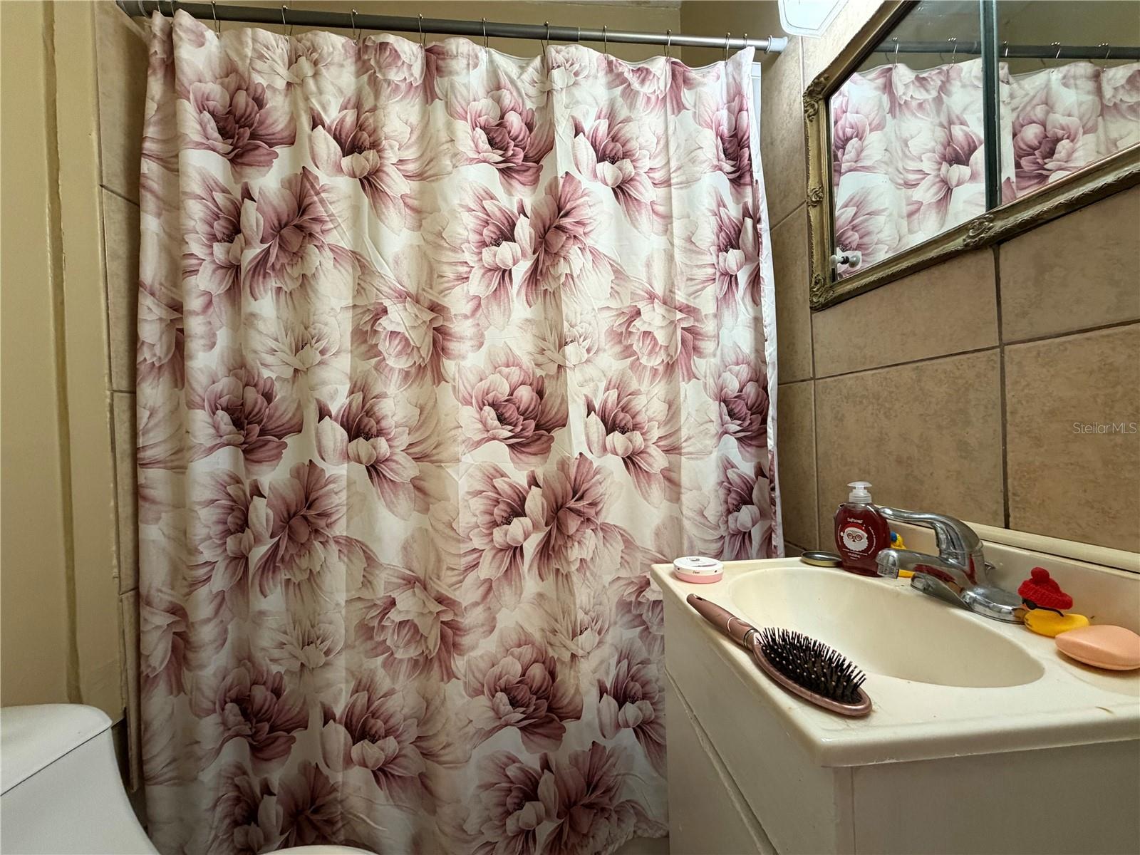 ROWLADER ADD 01 BLK 52 DAYTONA - Residential