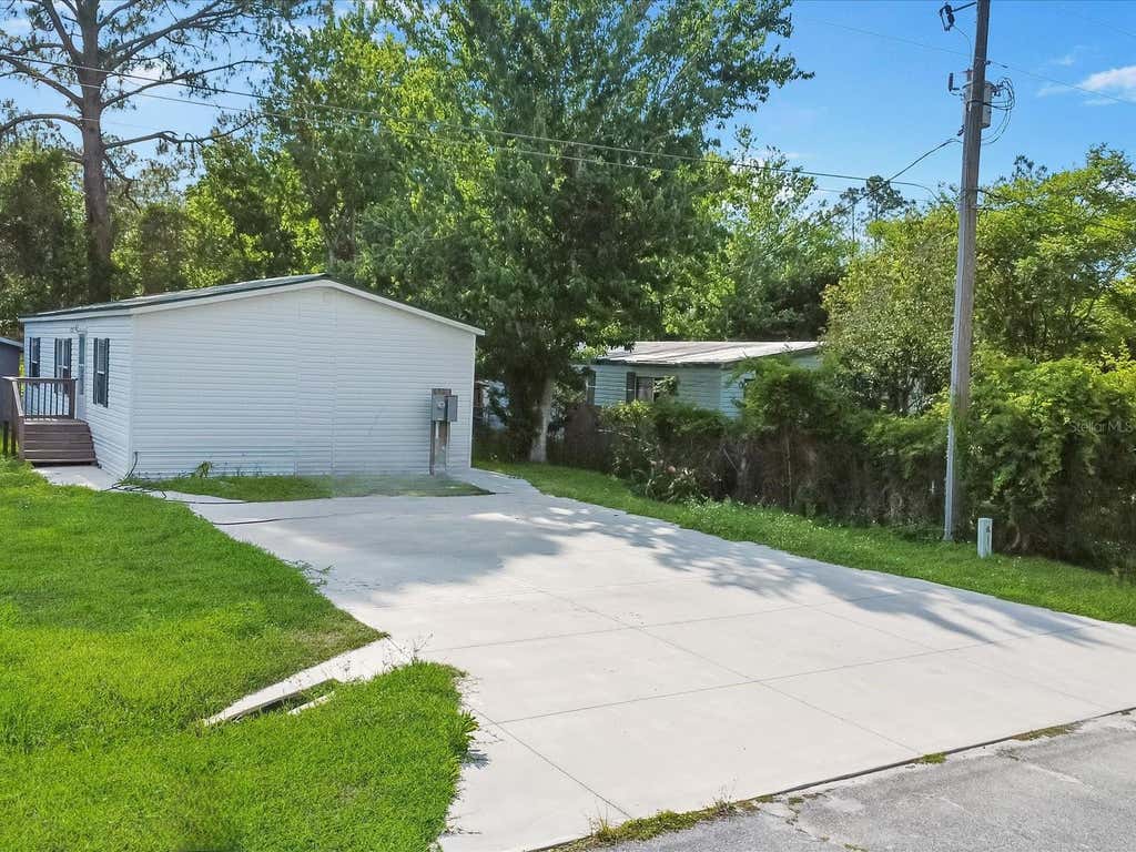 Photo of 54735 Williams Street, Astor, FL 32102 (MLS # S5151428)