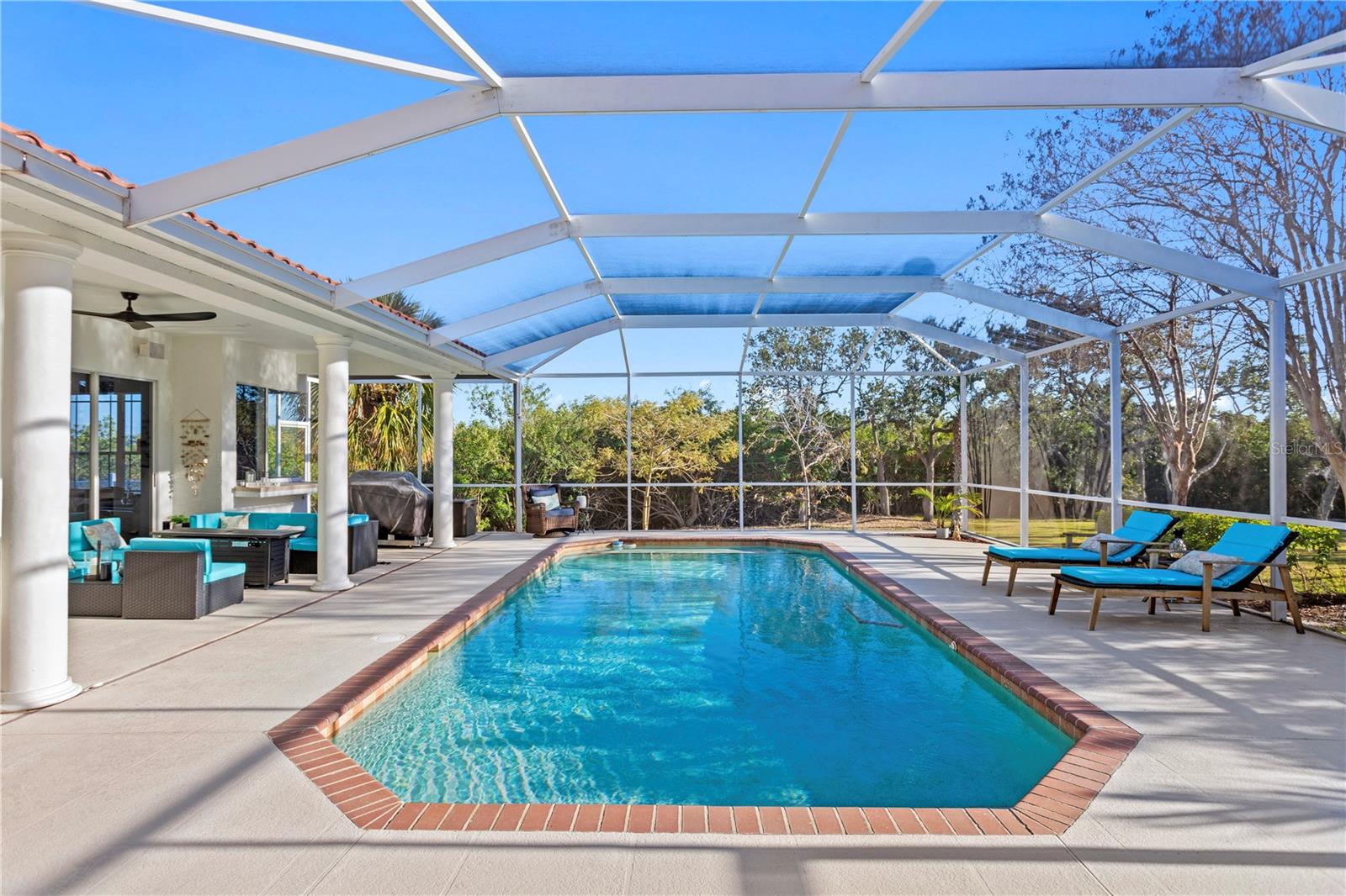 5611 E LONGBOAT BOULEVARD