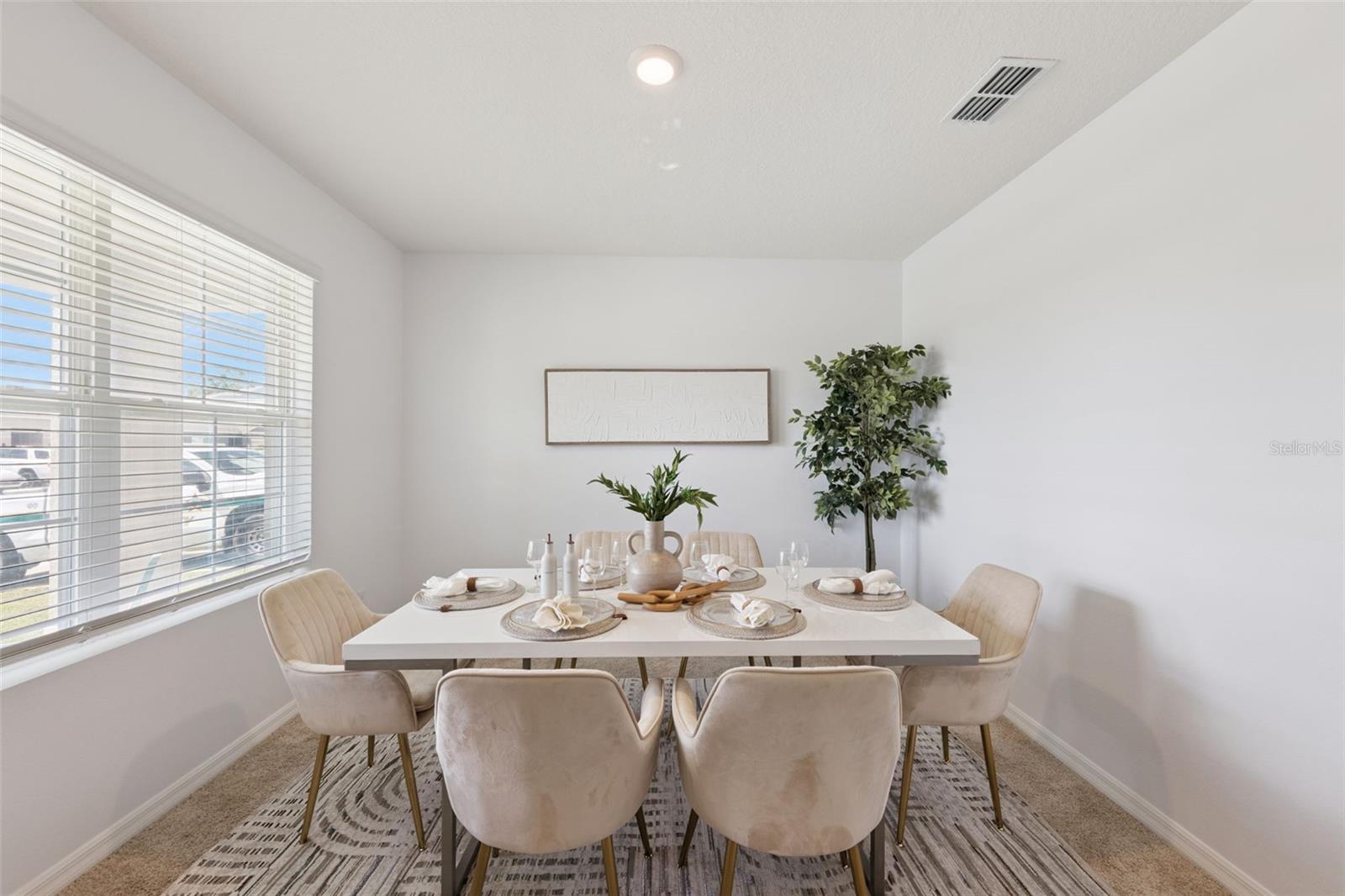 HOLLY ESTATES - Residential