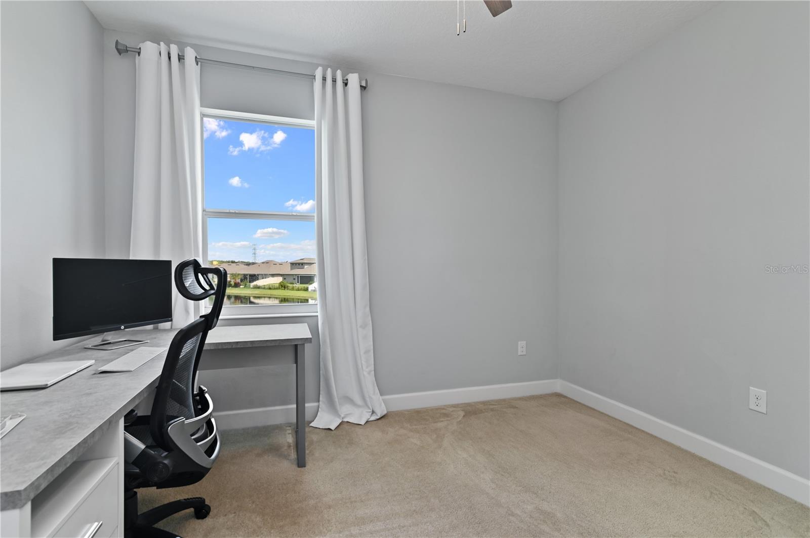 SAWGRASS LANDING - Residential Lease