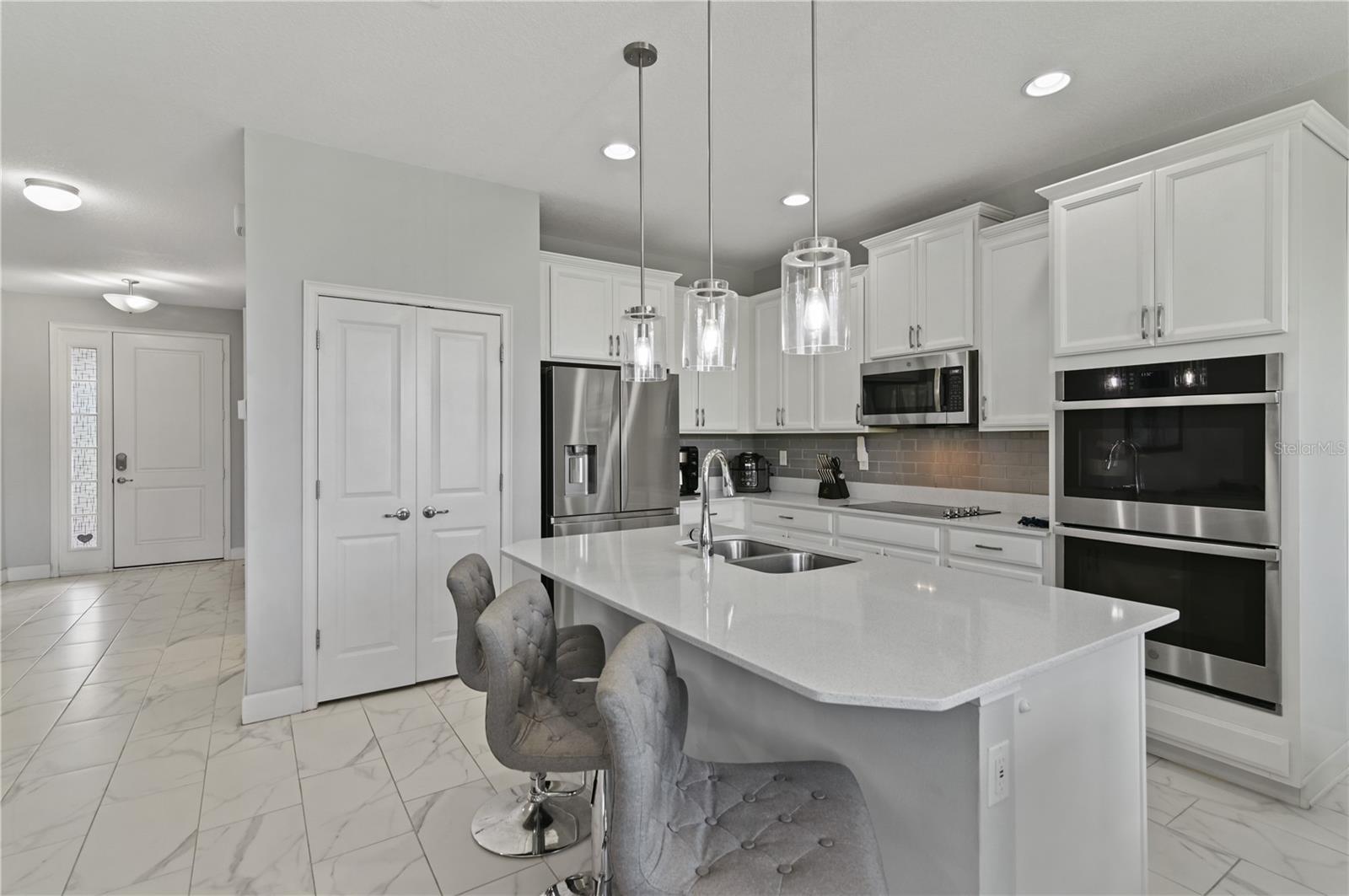 SAWGRASS LANDING - Residential Lease