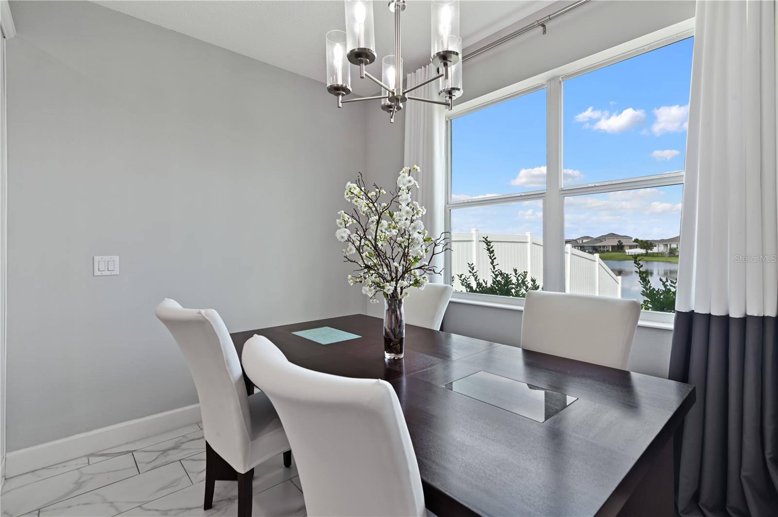 SAWGRASS LANDING - Residential Lease