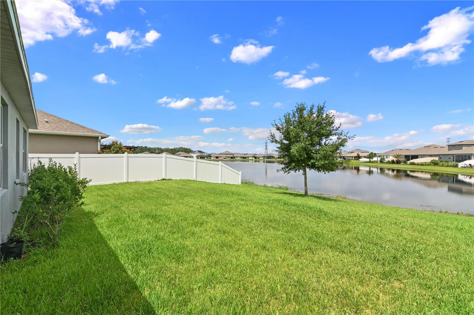 SAWGRASS LANDING - Residential Lease