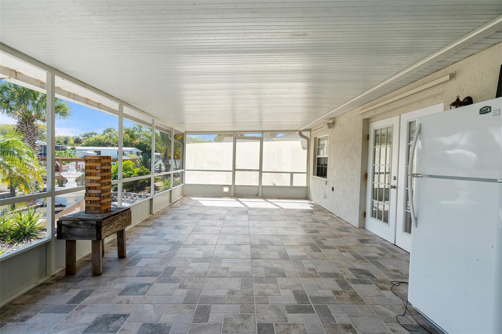 SOUTH WATERFRONT PARK - Residential