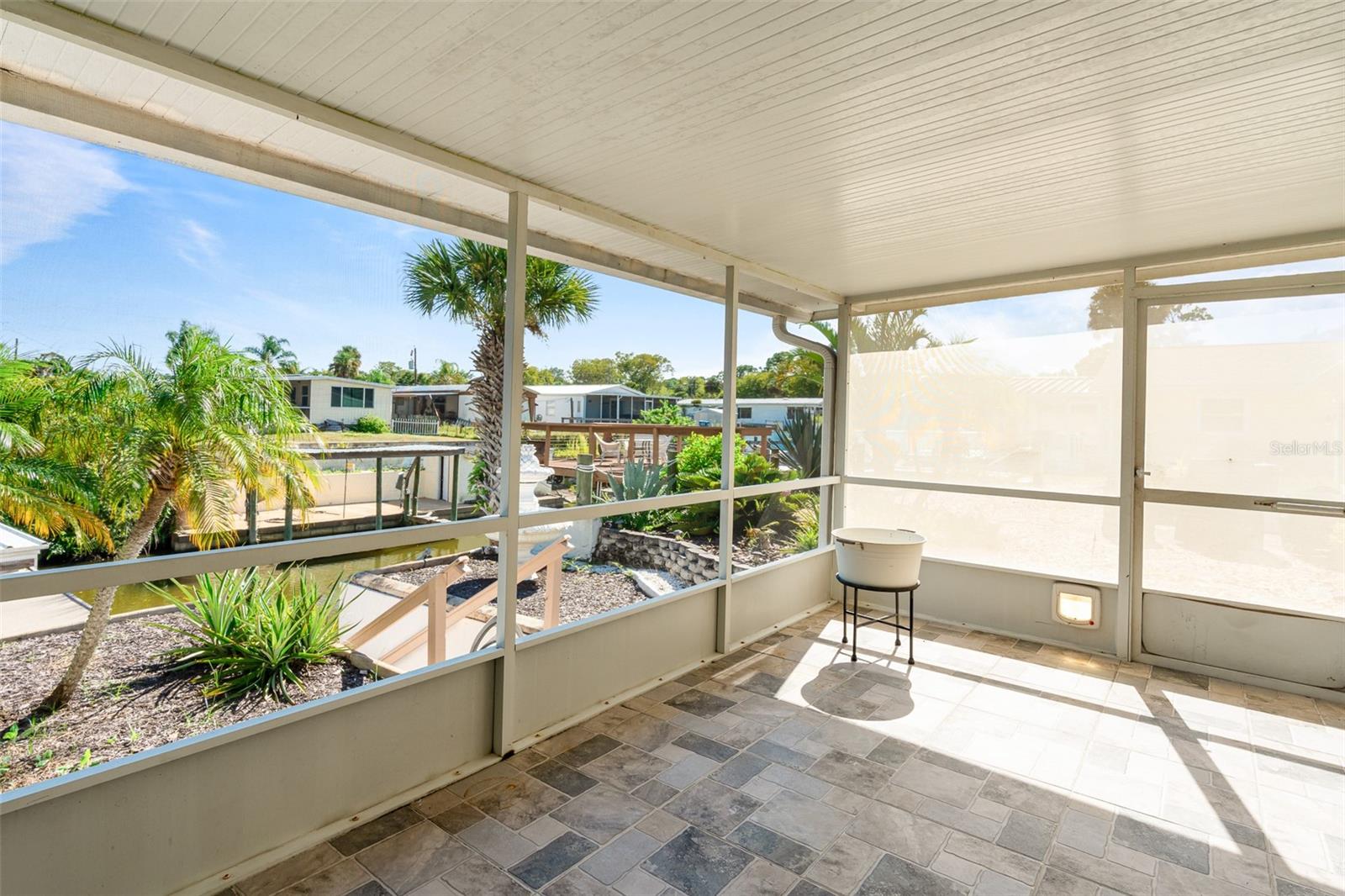 SOUTH WATERFRONT PARK - Residential