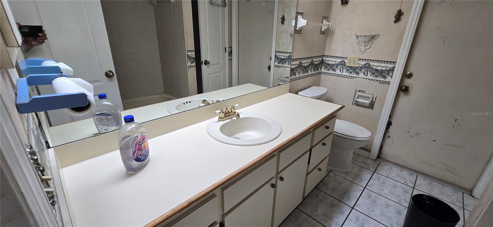 OAKS LAKELAND - Residential