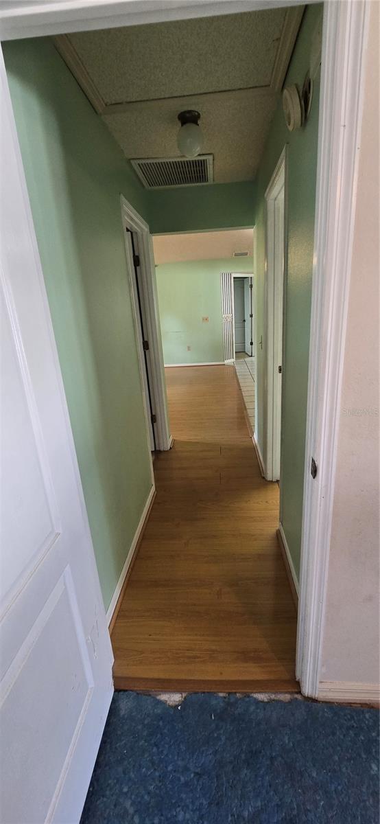 OAKS LAKELAND - Residential