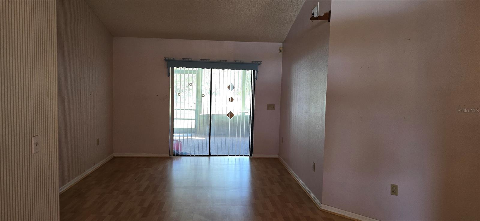 OAKS LAKELAND - Residential